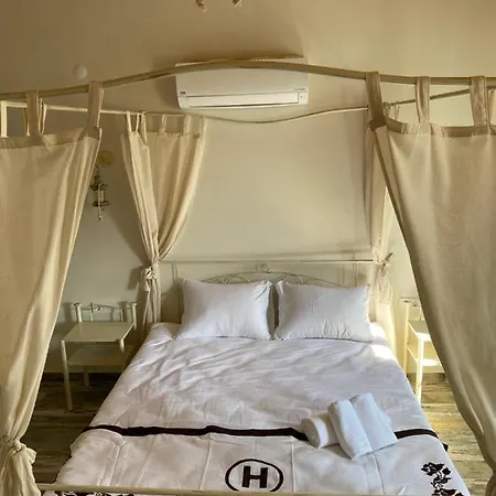 فندق مبيت وإفطار Hera Alacati Çeşme