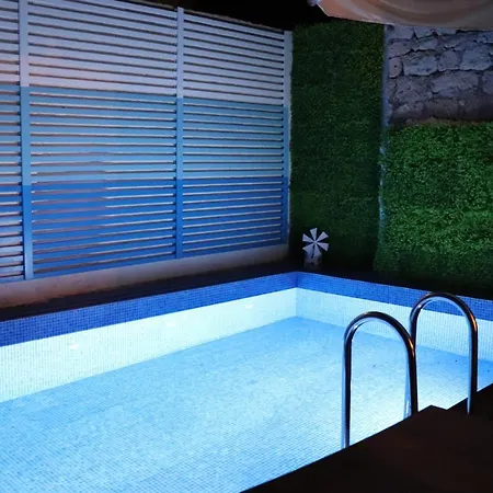 Hera Alacati فندق مبيت وإفطار Çeşme
